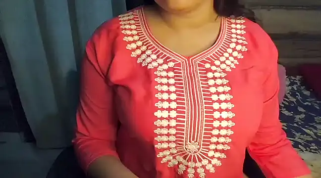 Snapshot of Trezza chatting on 02-24-25, 05:09 Trezza online show from 02-24-25, 05:09