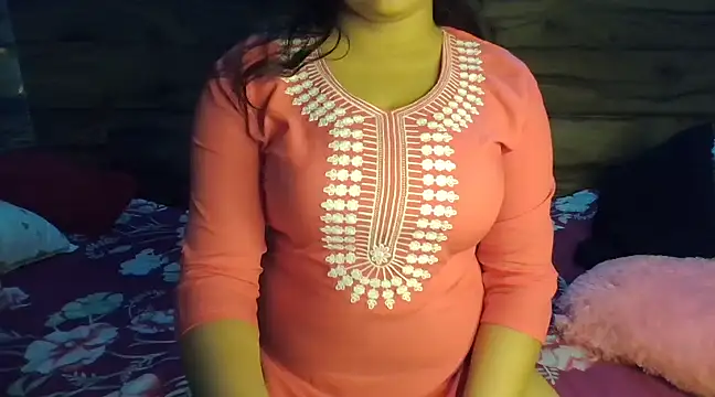 Snapshot of Trezza chatting on 03-21-25, 05:34 Trezza online show from 03-21-25, 05:34