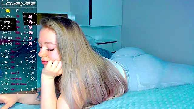 kitti kaattt online show from 02-01-25, 04:03