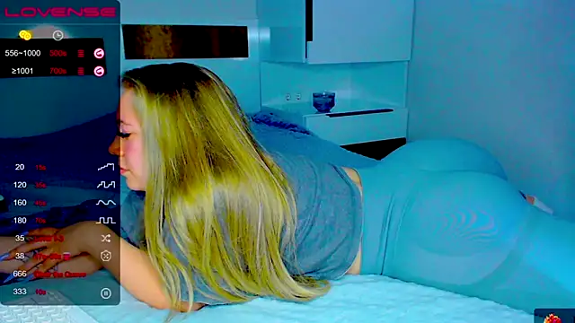 kitti kaattt online show from 11-29-25, 10:18