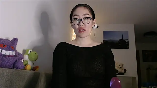 Kunimitsuu  online show from 10-11-25, 10:52