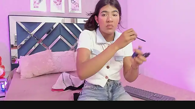 Miakhalifa 7 online show from 01-13-25, 11:41