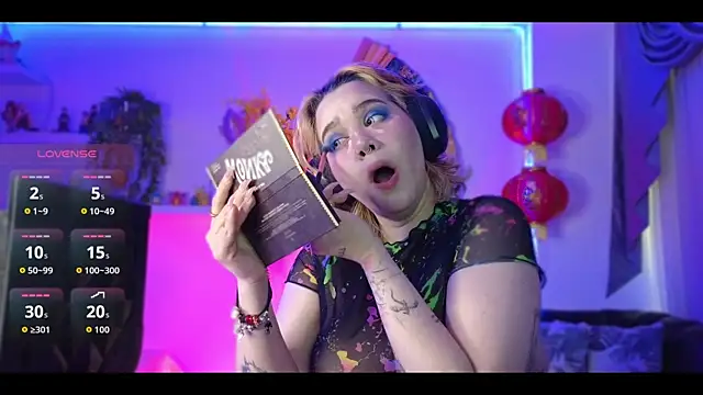 albaismynameX online show from 11-12-25, 12:27