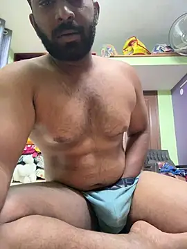 Snapshot of Handsomehunk_4U chatting on 02-07-25, 11:34 Handsomehunk 4U online show from 02-07-25, 11:34