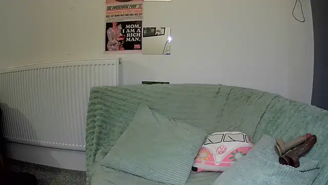 Snapshot of FckableAngel chatting on 03-12-26, 04:07 FckableAngel online show from 03-12-26, 04:07