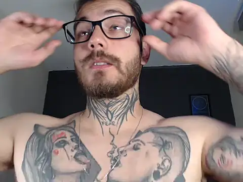 clark r online show from 09-10-25, 12:43