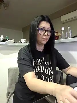 Milf Abigail online show from 10-20-25, 01:28