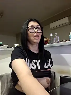 Milf Abigail online show from 10-21-25, 02:12