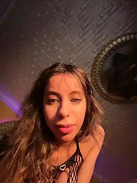 Snapshot of ORLA86 chatting on 11-16-25, 10:15 ORLA86 online show from 11-16-25, 10:15