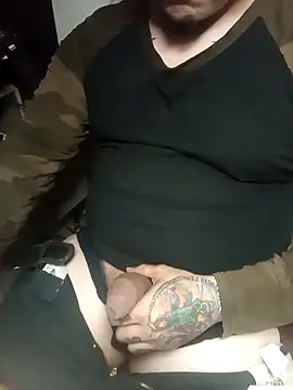 Snapshot of AlanDickson chatting on 02-22-25, 02:30 AlanDickson online show from 02-22-25, 02:30