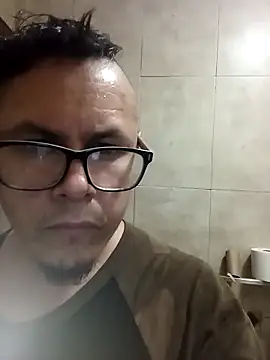 Snapshot of AlanDickson chatting on 02-23-25, 03:13 AlanDickson online show from 02-23-25, 03:13