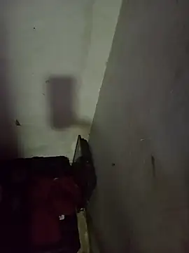 Snapshot of AlanDickson chatting on 10-22-25, 12:22 AlanDickson online show from 10-22-25, 12:22