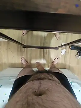 Snapshot of polla_calientes47 chatting on 09-28-25, 01:44 polla calientes47 online show from 09-28-25, 01:44