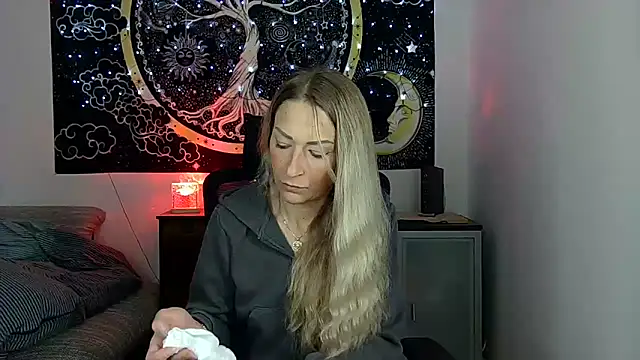 SexxyLiviaa online show from 12-22-25, 02:41