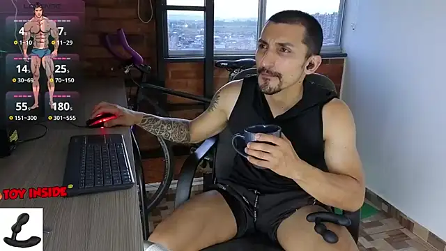 Marck Muscle online show from 09-24-25, 10:57