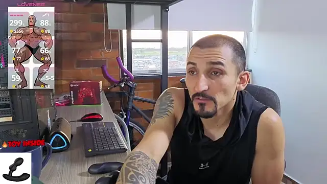 Snapshot of Marck_Muscle chatting on 06-16-26, 10:56 Marck Muscle online show from 06-16-26, 10:56