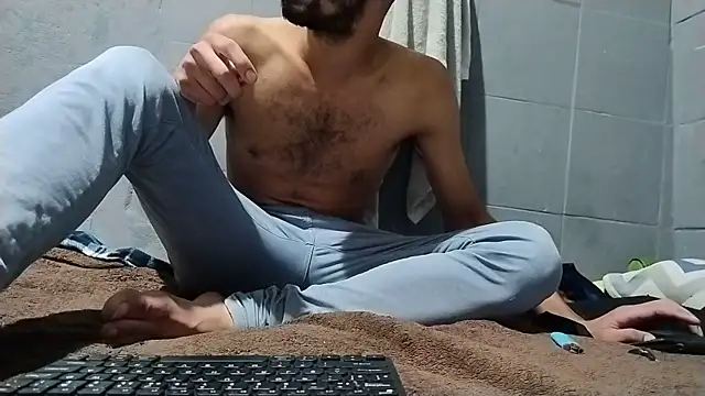 Snapshot of UncutToyBoy23cm chatting on 05-17-26, 07:17 UncutToyBoy23cm online show from 05-17-26, 07:17