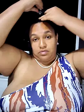 Snapshot of Mia_Adell_11 chatting on 03-01-25, 02:37 Mia Adell 11 online show from 03-01-25, 02:37