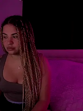 MelSaunders online show from 10-18-25, 03:31