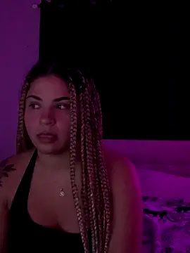 MelSaunders online show from 10-20-25, 02:23