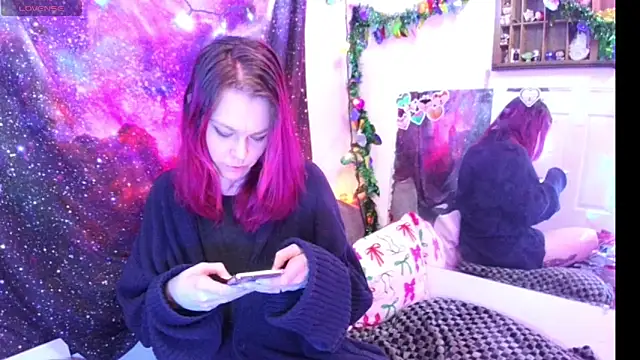 EverlyEster online show from 12-09-24, 06:01