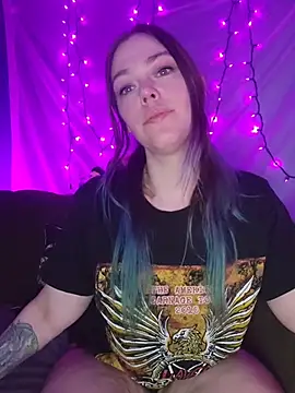 EverlyEster online show from 03-22-26, 10:13