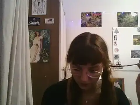 SweetyBabyDemon online show from 12-23-24, 12:14