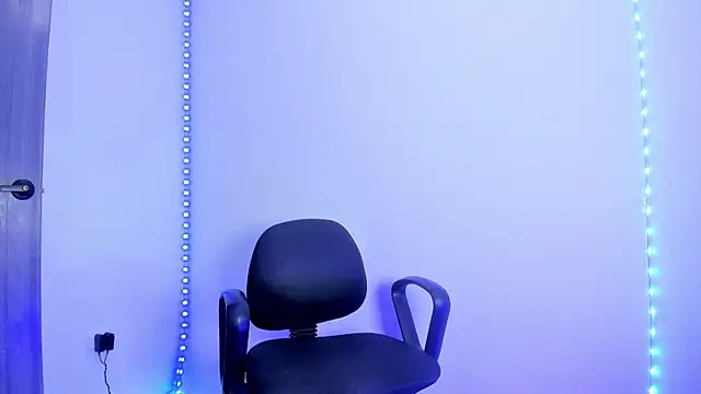 Snapshot of Master_Rimay chatting on 11-10-25, 11:48 Master Rimay online show from 11-10-25, 11:48