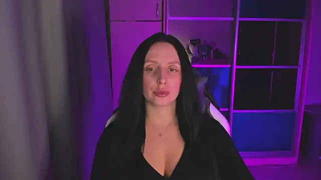 Christy Calypso online show from 03-18-26, 04:10