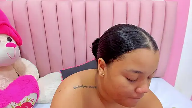 ISABELLA 020 online show from 09-16-25, 01:01