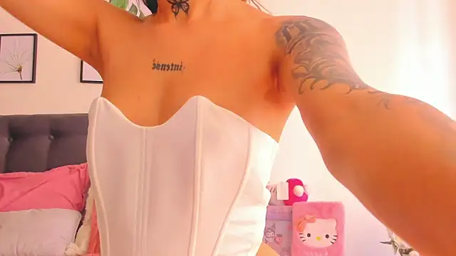 Snapshot of Andrea_flow chatting on 01-18-25, 04:21 Andrea flow online show from 01-18-25, 04:21