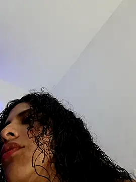 Snapshot of Shura_xxxBig chatting on 11-29-25, 02:25 Shura xxxBig online show from 11-29-25, 02:25