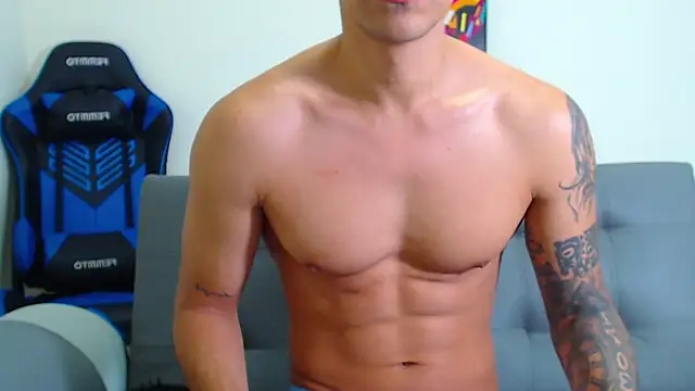 Tristan-bm online show from 01-26-25, 02:52