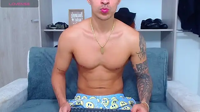 Tristan-bm online show from 09-22-25, 01:02