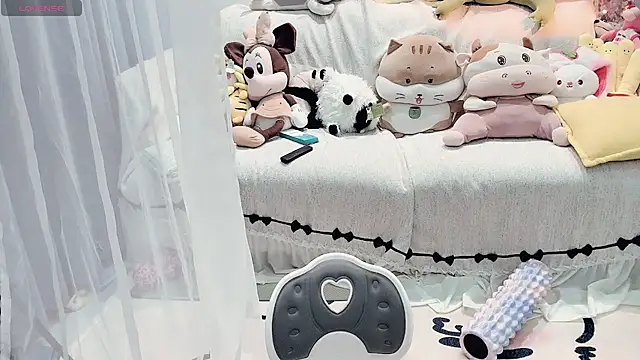 AKiKi711 online show from 03-19-26, 02:54