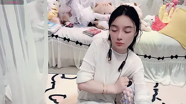 AKiKi711 online show from 05-22-26, 04:56
