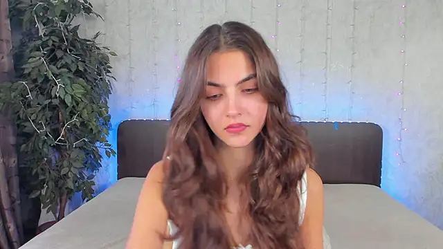 Snapshot of Milana_Crystal_ chatting on 12-06-24, 08:15 Milana Crystal online show from 12-06-24, 08:15