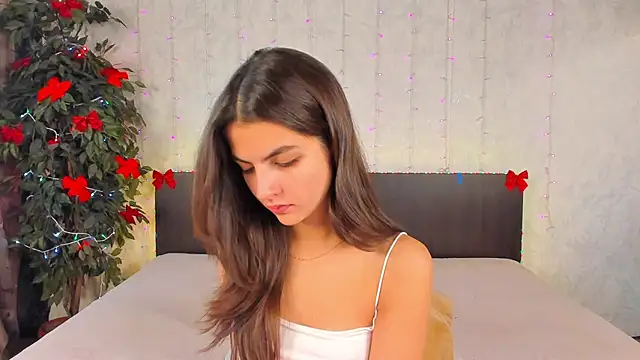 Snapshot of Milana_Crystal_ chatting on 01-03-25, 08:10 Milana Crystal online show from 01-03-25, 08:10