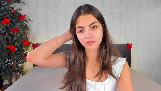 Snapshot of Milana_Crystal_ chatting on 01-04-25, 11:33 Milana Crystal online show from 01-04-25, 11:33