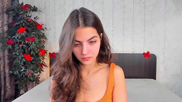Snapshot of Milana_Crystal_ chatting on 01-08-25, 08:16 Milana Crystal online show from 01-08-25, 08:16
