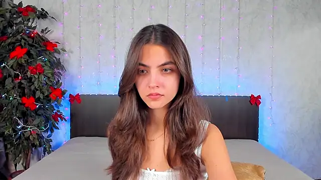 Snapshot of Milana_Crystal_ chatting on 01-12-25, 01:48 Milana Crystal online show from 01-12-25, 01:48