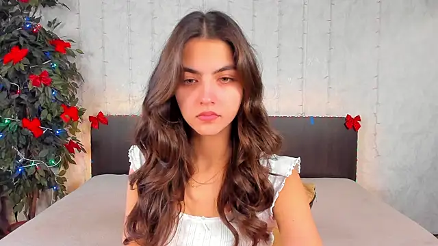 Snapshot of Milana_Crystal_ chatting on 01-15-25, 08:09 Milana Crystal online show from 01-15-25, 08:09