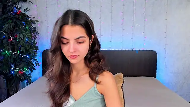 Snapshot of Milana_Crystal_ chatting on 01-30-25, 08:22 Milana Crystal online show from 01-30-25, 08:22