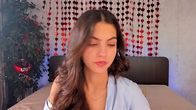 Snapshot of Milana_Crystal_ chatting on 02-16-25, 11:38 Milana Crystal online show from 02-16-25, 11:38