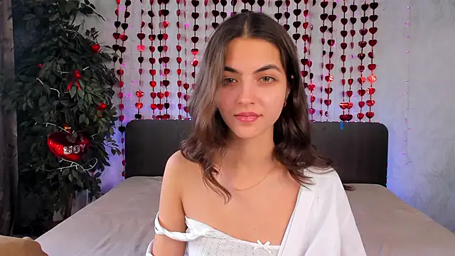 Snapshot of Milana_Crystal_ chatting on 02-20-25, 11:20 Milana Crystal online show from 02-20-25, 11:20
