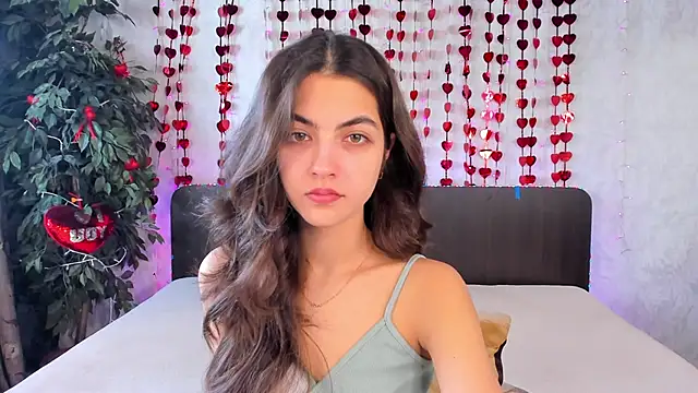 Snapshot of Milana_Crystal_ chatting on 02-22-25, 08:29 Milana Crystal online show from 02-22-25, 08:29