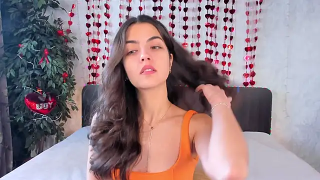 Snapshot of Milana_Crystal_ chatting on 02-28-25, 08:20 Milana Crystal online show from 02-28-25, 08:20