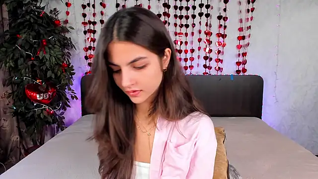 Snapshot of Milana_Crystal_ chatting on 03-03-25, 01:53 Milana Crystal online show from 03-03-25, 01:53