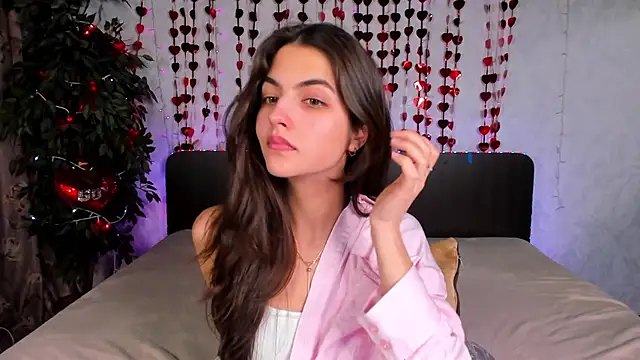 Snapshot of Milana_Crystal_ chatting on 03-03-25, 05:50 Milana Crystal online show from 03-03-25, 05:50