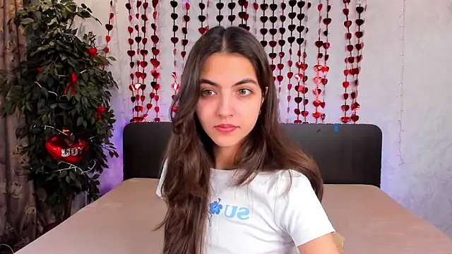 Snapshot of Milana_Crystal_ chatting on 03-04-25, 08:13 Milana Crystal online show from 03-04-25, 08:13